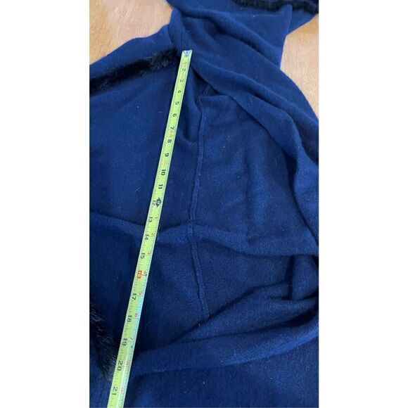 JOCELYN BLUE ANGORA RABBIT FUR TRIM SWEATER SHAWL CAPE  SCARF W/ SLEEVES SIZE M - Picture 15 of 15